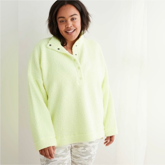 aerie Sweaters - Aerie Fleece Teddy Pullover Line Green Small NWT MSRP $52